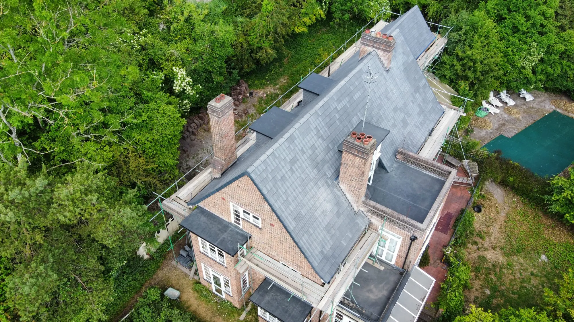 Roofers Surrey - photo 1